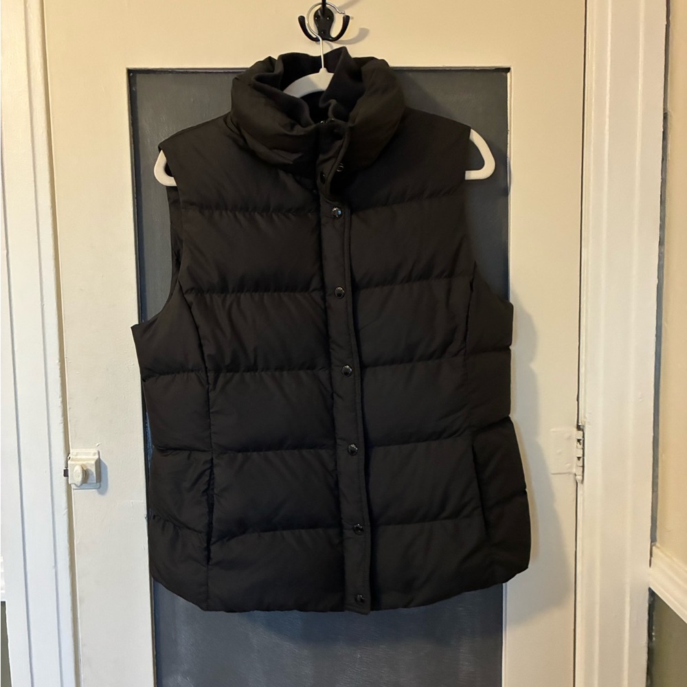 J Crew Black Sz L Women's Puffer Vest Full Zip Pockets Snaps Down Filled